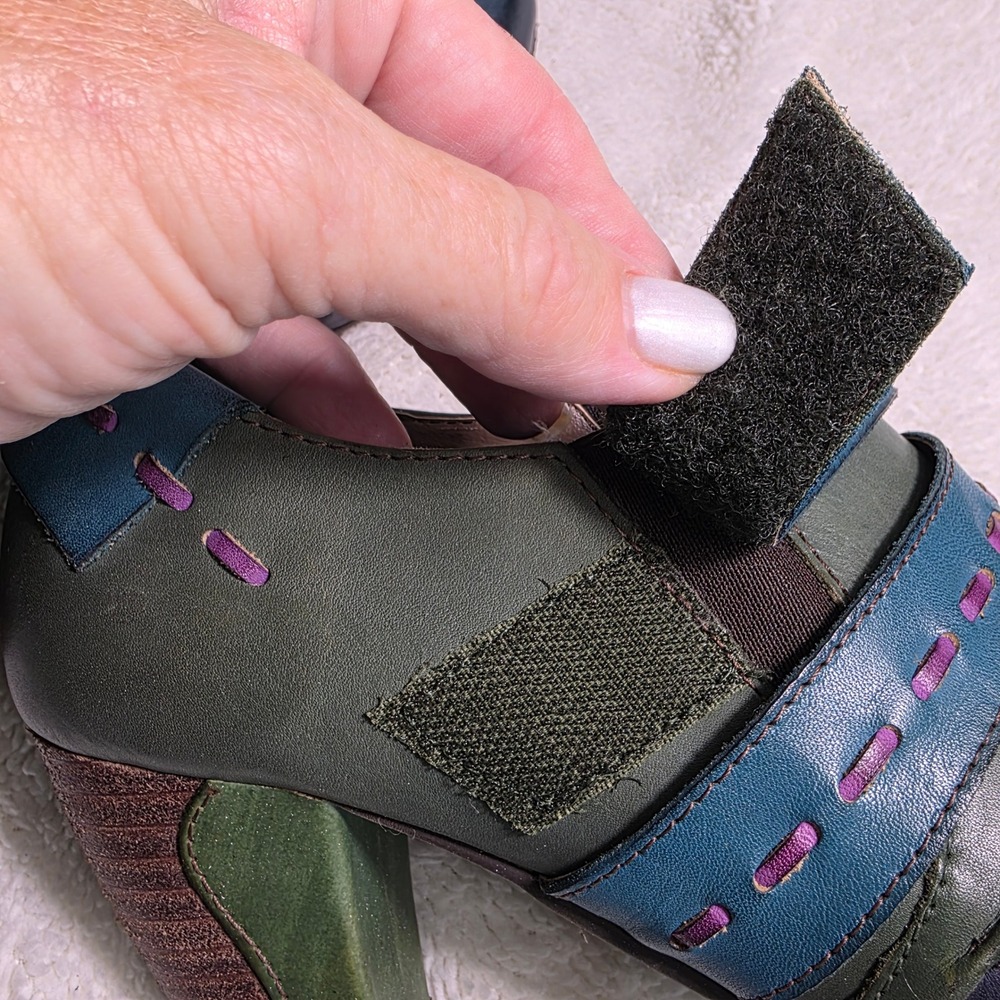 L'Artiste Wondrous Turquoise Green Blue Leather Booties Heels Womens 38 7 NEW - Picture 8 of 10
